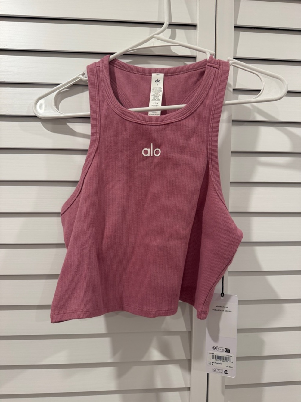ALO Yoga Aspire tank wild rose/white